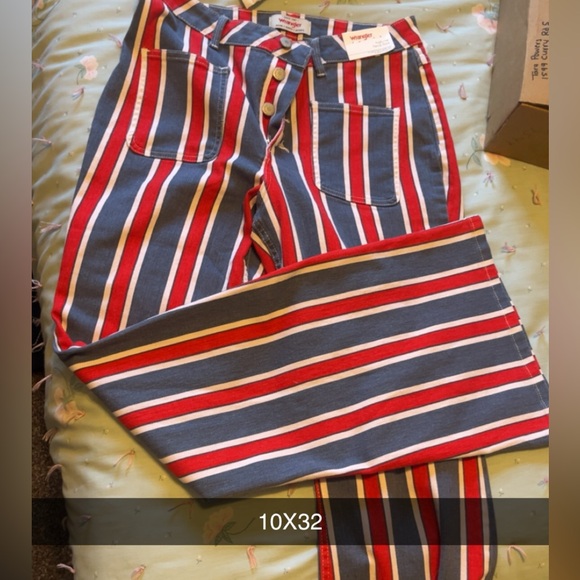 Wrangler Fierce Flare Jeans - Picture 2 of 3